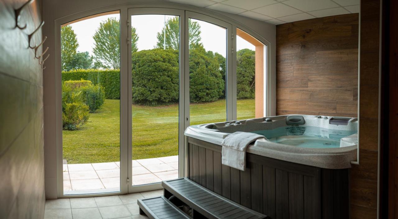Alysson Hotel Oloron-Sainte-Marie Exteriér fotografie